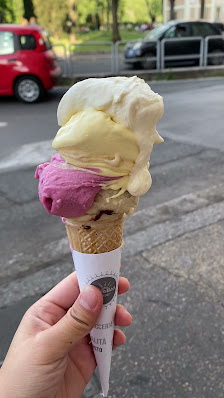 Gelateria La Romana thumb 8